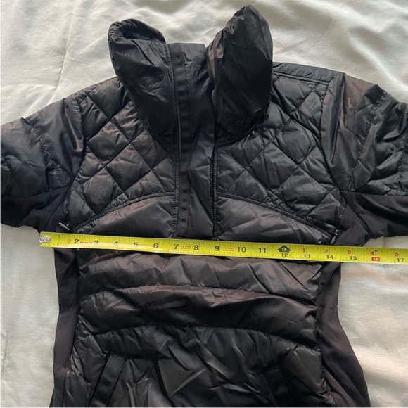 Lululemon Down for a Run Black Pullover Jacket XS - Picture 7 of 12
